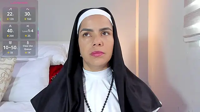 ClaraMariaMon online show from December 4, 2:59 pm