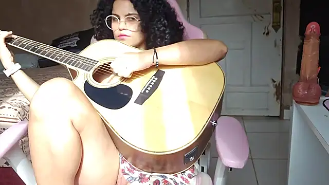 ELIZABETHFX online show from March 7, 8:00 pm