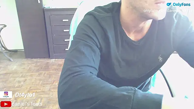 Snapshot of sexualtensionrelation chatting on February 1, 1:09 pm sexualtensionrelation online show from February 1, 1:09 pm