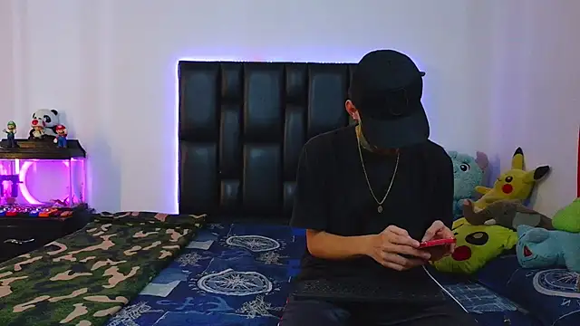 Brutal Sex Fucking online show from May 22, 10:26 pm