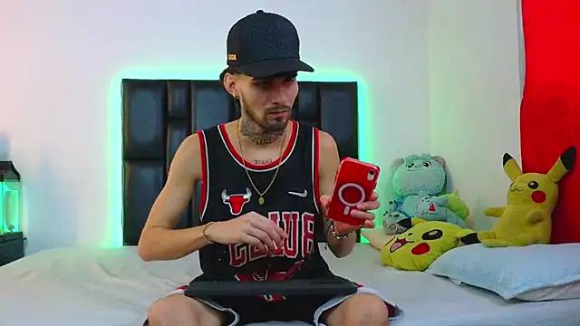 Brutal Sex Fucking online show from June 3, 8:25 pm
