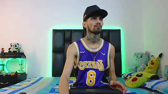 Brutal Sex Fucking online show from June 12, 11:14 pm