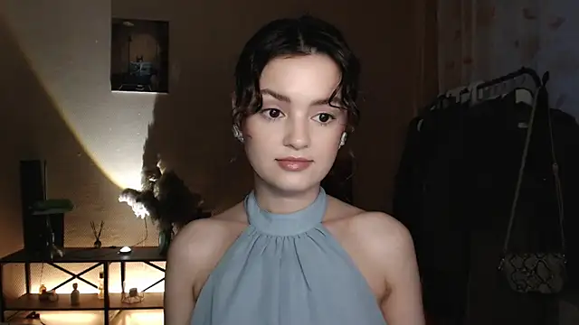 CuteRuby99 online show from June 14, 3:36 pm