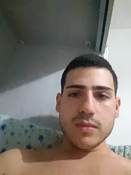 Snapshot of Nicolas3091 chatting on May 8, 12:21 pm Nicolas3091 online show from May 8, 12:21 pm