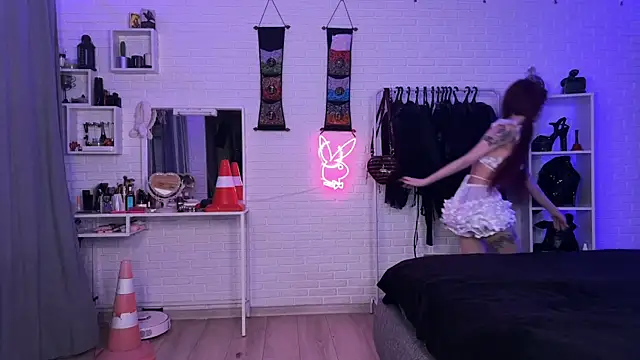 Marcellean online show from November 12, 5:30 am