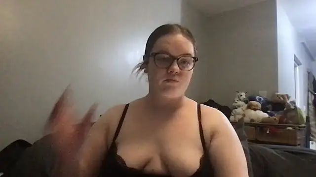 honeyyy24 online show from November 4, 5:56 pm