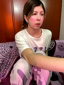 KittieCatty online show from October 23, 2:05 pm