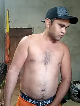 travieso2893 online show from February 17, 11:34 am