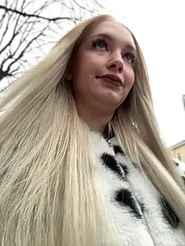 Snapshot of Milkyy_wway chatting on February 28, 7:58 am Milkyy wway online show from February 28, 7:58 am