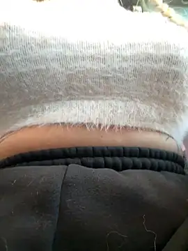 Snapshot of Milkyy_wway chatting on March 14, 3:03 pm Milkyy wway online show from March 14, 3:03 pm