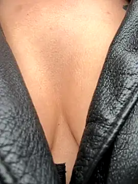 Snapshot of Milkyy_wway chatting on September 18, 7:21 am Milkyy wway online show from September 18, 7:21 am