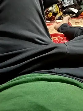 Snapshot of Naresh00766 chatting on October 27, 1:04 pm Naresh00766 online show from October 27, 1:04 pm