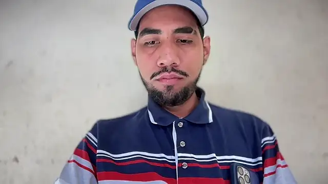 Snapshot of EnriquePersian197 chatting on January 21, 3:43 pm EnriquePersian197 online show from January 21, 3:43 pm