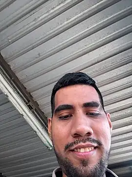 Snapshot of EnriquePersian197 chatting on March 13, 4:01 pm EnriquePersian197 online show from March 13, 4:01 pm