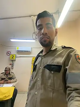 Snapshot of EnriquePersian197 chatting on November 19, 12:16 pm EnriquePersian197 online show from November 19, 12:16 pm