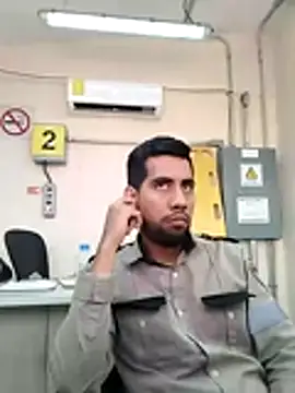 EnriquePersian197 online show from March 16, 8:46 pm