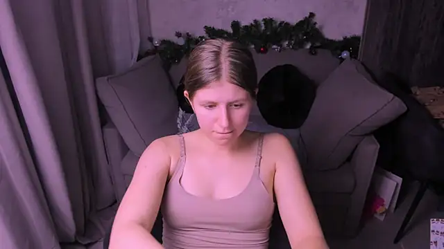 Snapshot of kirraa_ chatting on December 21, 12:53 am kirraa online show from December 21, 12:53 am