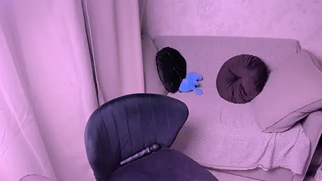 Snapshot of kirraa_ chatting on January 26, 10:13 pm kirraa online show from January 26, 10:13 pm