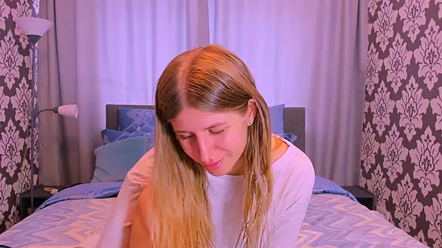 Snapshot of kirraa_ chatting on September 9, 11:21 am kirraa online show from September 9, 11:21 am