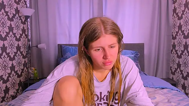 Snapshot of kirraa_ chatting on September 10, 12:27 pm kirraa online show from September 10, 12:27 pm