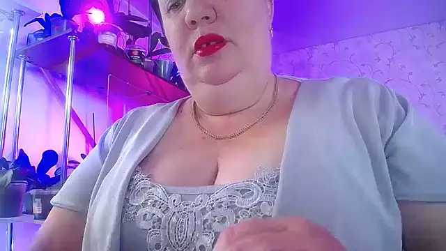  Sweet Woman online show from July 5, 7:37 am