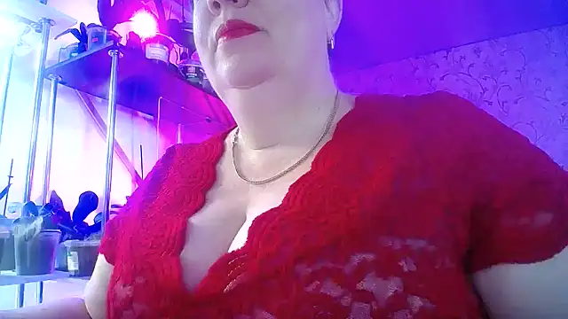  Sweet Woman online show from July 6, 5:15 am