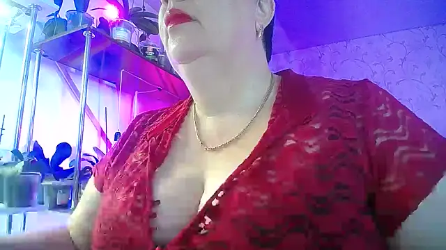  Sweet Woman online show from July 17, 5:47 am