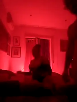 Snapshot of Porco81cazzo chatting on December 20, 11:45 pm Porco81cazzo online show from December 20, 11:45 pm