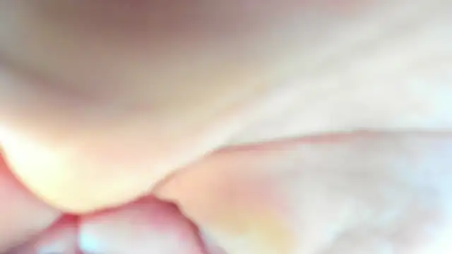 Snapshot of divinepleasury chatting on December 3, 7:33 pm divinepleasury online show from December 3, 7:33 pm