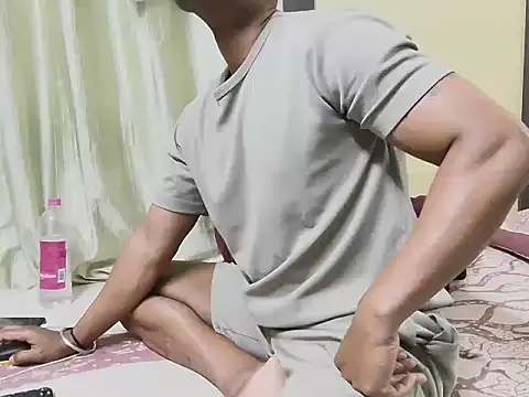 Snapshot of loveboyrp chatting on February 16, 3:16 pm loveboyrp online show from February 16, 3:16 pm