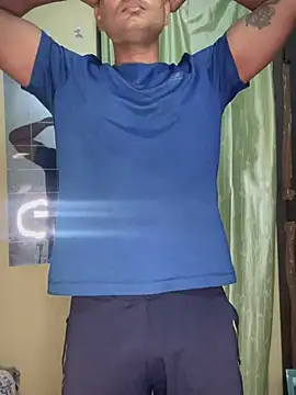 Snapshot of loveboyrp chatting on February 26, 3:32 am loveboyrp online show from February 26, 3:32 am