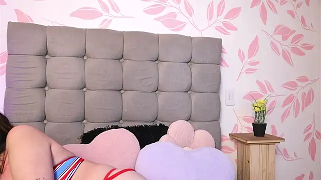 Snapshot of Sweet_Sammy_ chatting on October 6, 3:15 am Sweet Sammy online show from October 6, 3:15 am