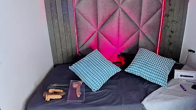 BriaConner  online show from February 20, 2:52 am