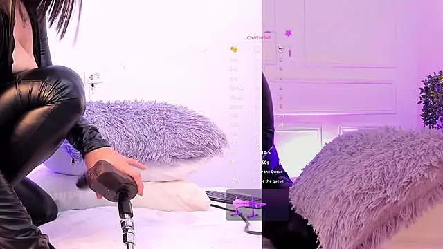 Snapshot of sherylgrey chatting on November 30, 11:53 pm sherylgrey online show from November 30, 11:53 pm