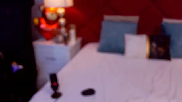 MinnieDrew online show from February 13, 8:16 pm