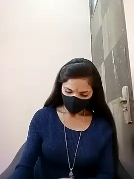 Snapshot of Bulbul_02 chatting on December 18, 10:08 am Bulbul 02 online show from December 18, 10:08 am