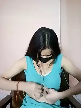 Snapshot of Bulbul_02 chatting on January 8, 6:20 am Bulbul 02 online show from January 8, 6:20 am