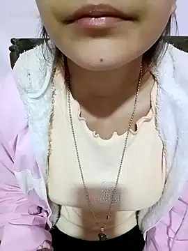 Snapshot of Bulbul_02 chatting on February 15, 2:15 am Bulbul 02 online show from February 15, 2:15 am