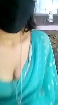 Snapshot of Bulbul_02 chatting on February 22, 9:01 am Bulbul 02 online show from February 22, 9:01 am