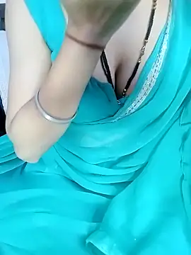 Snapshot of Bulbul_02 chatting on November 22, 5:50 am Bulbul 02 online show from November 22, 5:50 am