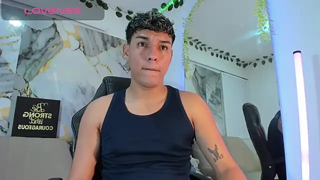 ryan carter08 online show from May 8, 2:06 am