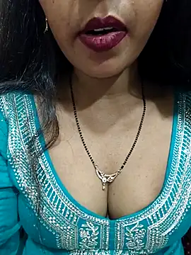Snapshot of Sharmila-Singh chatting on July 16, 6:25 pm Sharmila-Singh online show from July 16, 6:25 pm