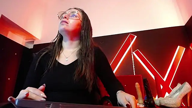  isaabellaa online show from January 7, 11:56 am