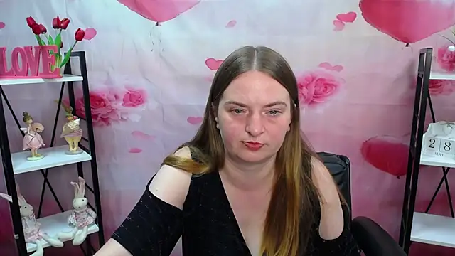 Snapshot of FreyaDak chatting on May 28, 5:10 pm FreyaDak online show from May 28, 5:10 pm