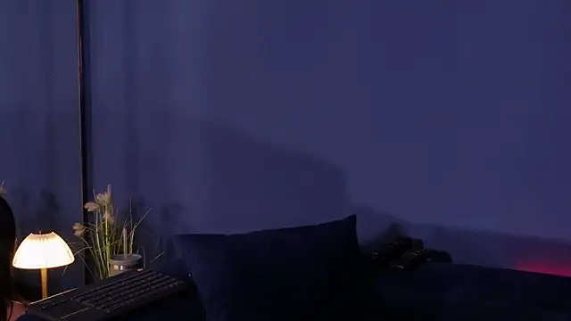 Olivia Collins1 online show from February 21, 12:22 am