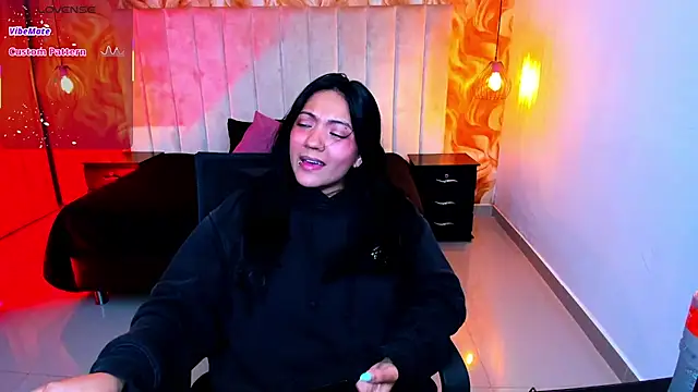 Snapshot of miichael_black chatting on June 25, 6:56 pm miichael black online show from June 25, 6:56 pm