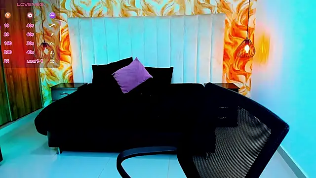 Snapshot of miichael_black chatting on July 15, 9:20 pm miichael black online show from July 15, 9:20 pm
