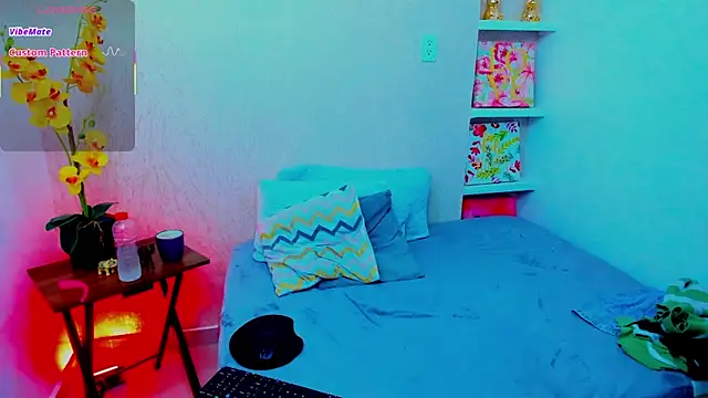 Snapshot of miichael_black chatting on July 19, 10:02 pm miichael black online show from July 19, 10:02 pm