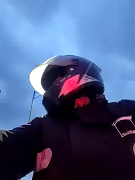 Snapshot of Edged_Hot69 chatting on March 21, 10:50 am Edged Hot69 online show from March 21, 10:50 am