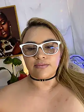 AshleyVXo online show from May 6, 3:13 am